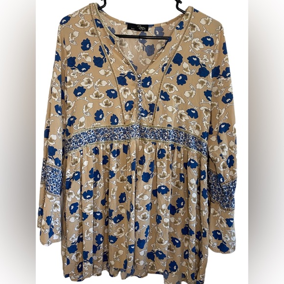 💥Susan Betro Bell Sleeved Boho Blouse - Picture 14 of 16